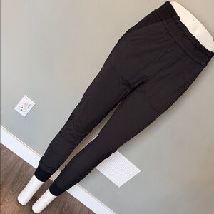 Lululemon size 6 Dance Studio Joggers